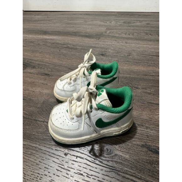 Nike Air Force 1 Toddler 4C White Green Lucky Charm Sneakers - Picture 5 of 6